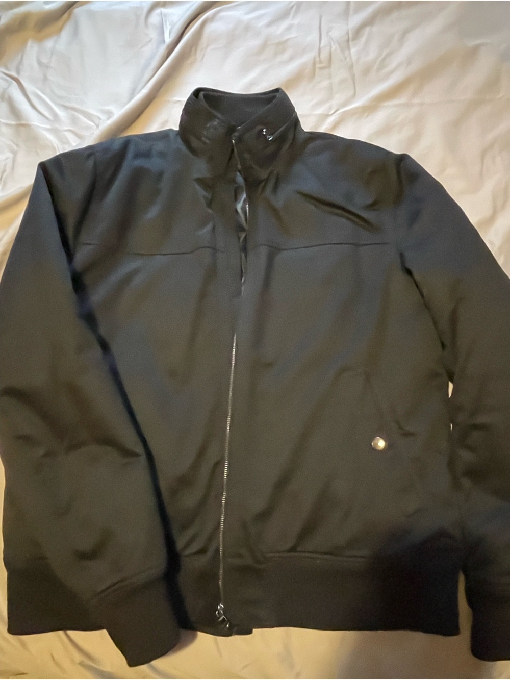 H&M Jacket Zipper 2 button pockets. One inside chest pocket.